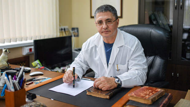 Лучше идти, чем стоять: доктор Мясников о здоровье без таблеток