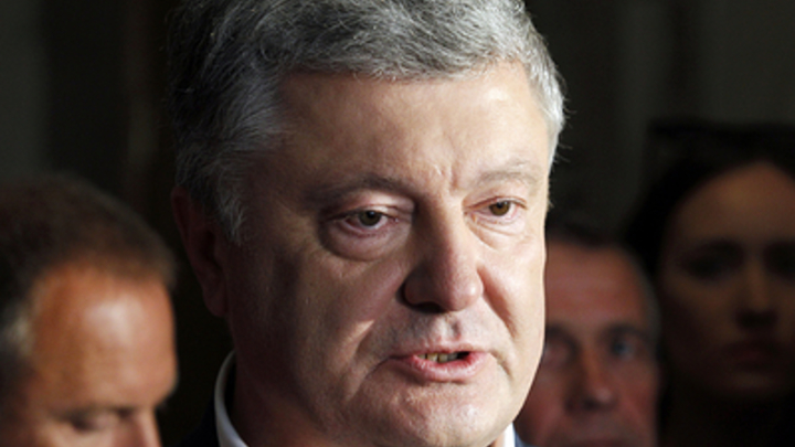 Игра на эмоциях и кагэбэшные манипуляции: Порошенко застращал Зеленского Путиным
