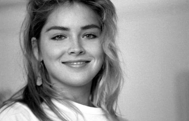 Какой была Шэрон Стоун в 1983 году? 8 фото
