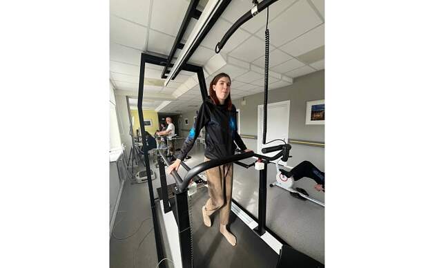 Реабилитологи спасли жизнь тулячки с тяжелым заболеванием нервной системы