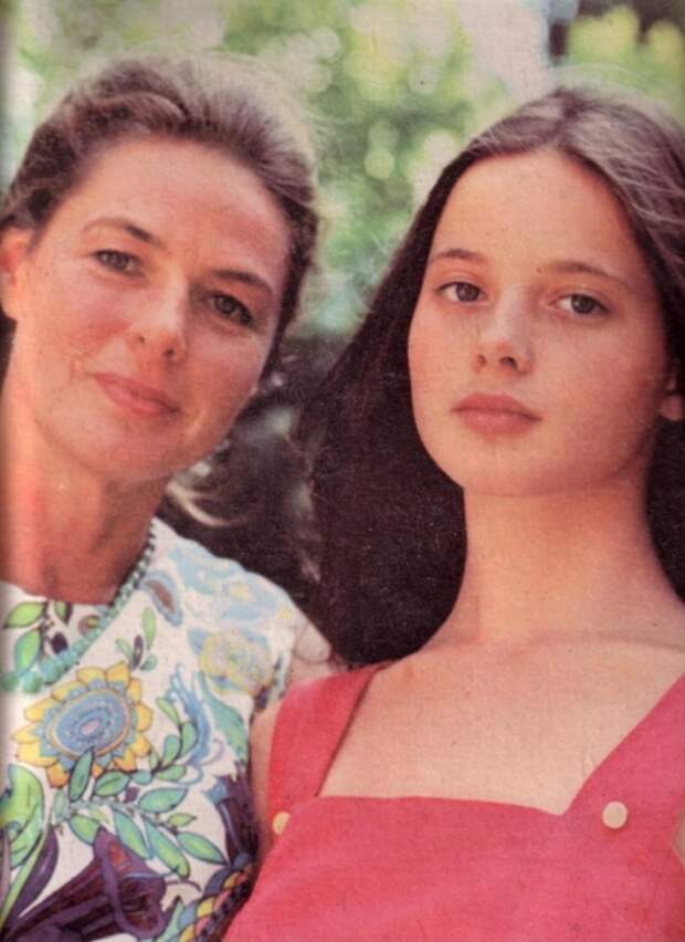 Ингрид Бергман и Изабелла Росселлини. Фото / Ingrid Bergman & Isabella Rossellini. Photo