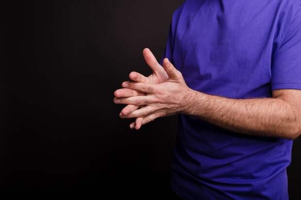 Онемение пальцев — обычное явление, но когда следует обратиться к врачу?