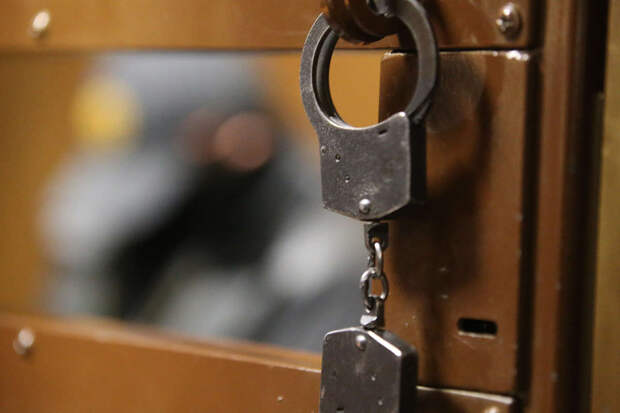 Бывший полковник МЧС получил срок за строительство коттеджа руками подчиненных