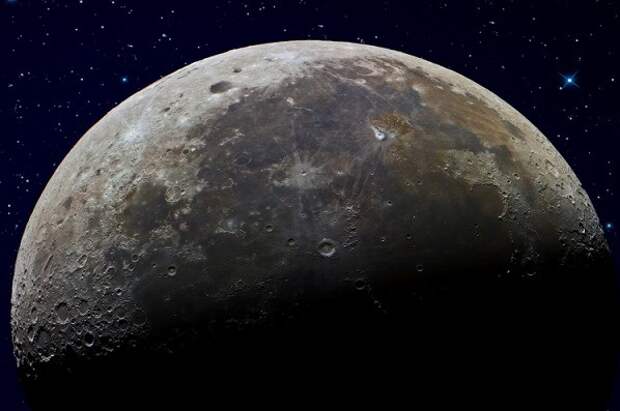 Уфолог обнаружил на поверхности Луны «200-метровое строение»