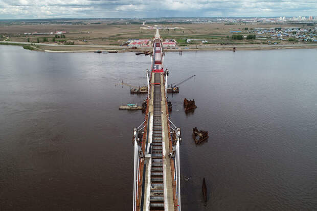 Трансграничный мост между Россией и Китаем, который с Российской стороны возводит компания Руслана Байсарова Трансграничный мост между Россией и Китаем, который с Российской стороны возводит компания Руслана Байсарова