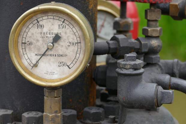 Спасут ли Европу запасы: страны ЕС спешно скупают газ из-за возможного отключения
