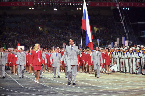 Олимпийские игры-2000. На соревнованиях в Сиднее россияне вновь заняли второе место в медальном зачете. На счету национальной команды 89 наград (32, 28, 29)