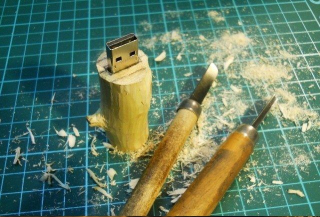 Корпус для флешки из дерева Корпус для флешки из дерева