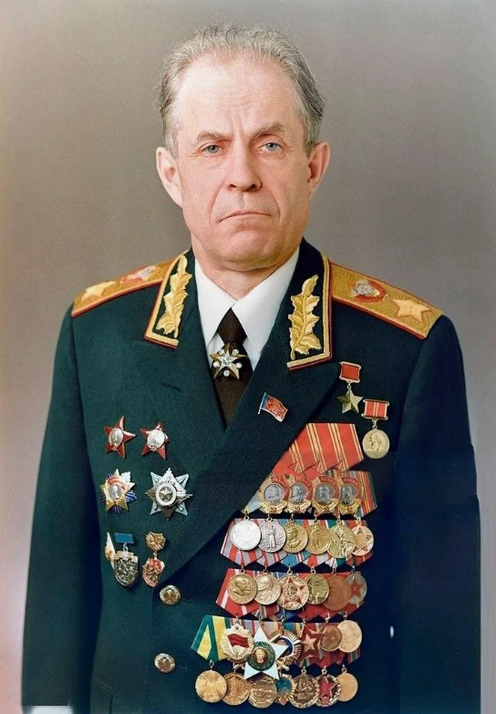 Маршал Советского Союза С.Ф.Ахромеев (1923-1991). Источник фото - https://m.fotostrana.ru/public/post/235888/2365474208/
