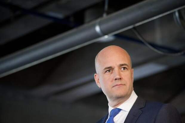 Sweden's Prime Minister and Moderates leader Fredrik Reinfeldt is pictured during an election debate at Kulturhuset in Stockholm September 5, 2014. REUTERS/Jessica Gow/TT News Agency