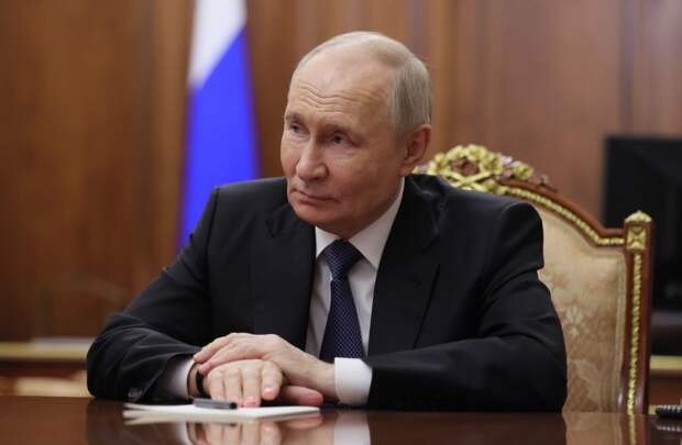 Путин указал губернаторам на необходимость общения с жителями регионов