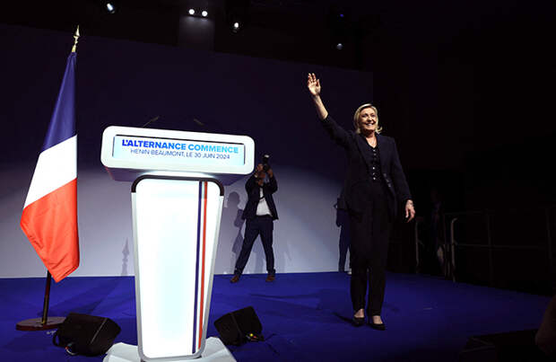 Во Франции проходят досрочные выборы в парламент