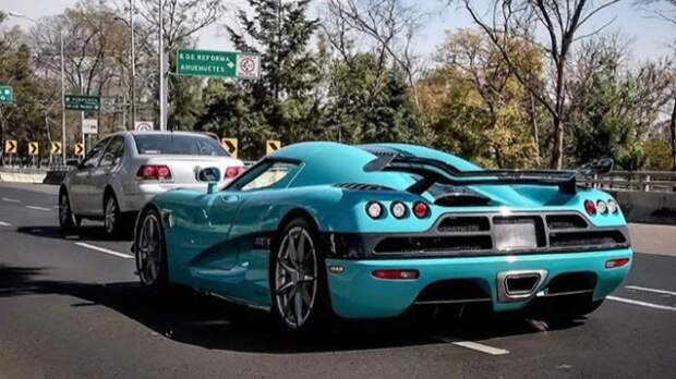 В Мексике разбили уникальный суперкар Koenigsegg CCXR