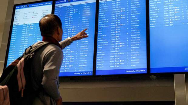 Axios узнал об угрозе путешествиям американцев на День благодарения из-за шатдауна