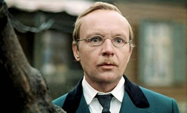 Ушел из жизни Андрей Мягков: реакция знаменитостей