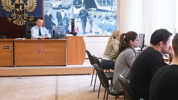 Названы самые частые ошибки сдающих экзамен на права в России