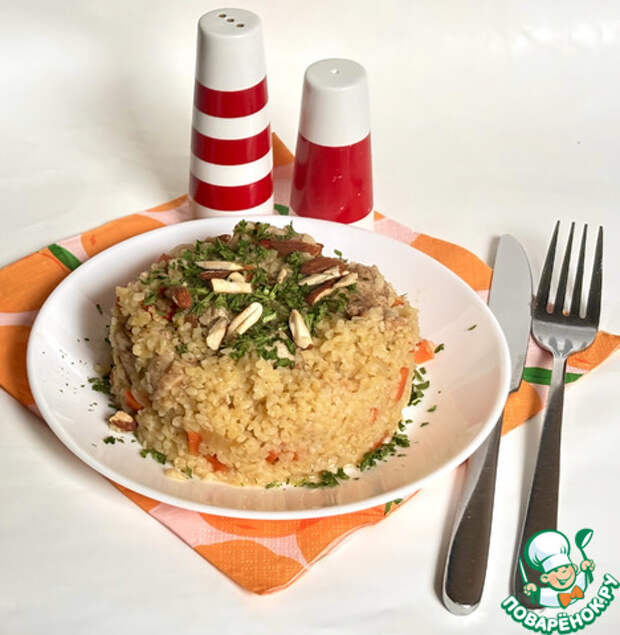 Булгур с куриной грудкой и овощами