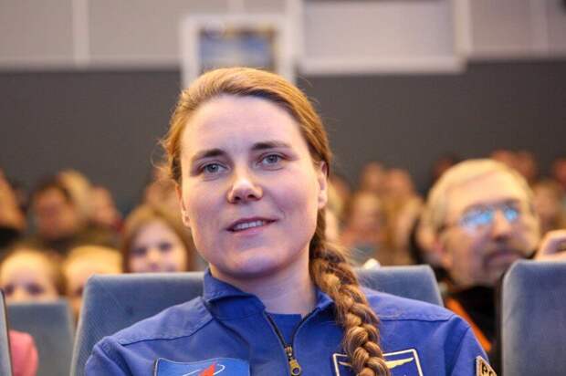 Космонавты Анна Кикина и Николай Чуб защитили диссертации в МАИ в Северном округе