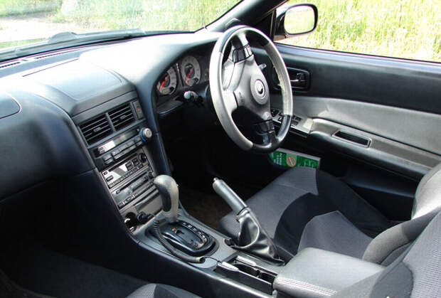 http://www.allcarz.ru/wp-content/uploads/2011/07/praviy-rul.jpg