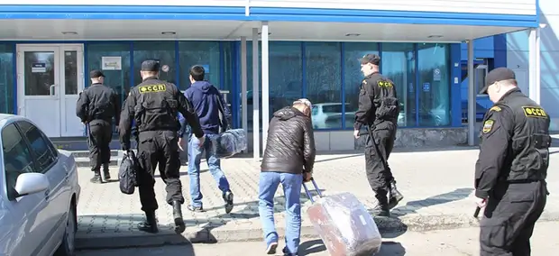 Выдворение нелегалов. Фото: gurb.mosreg.ru