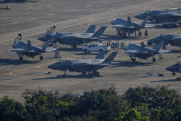 Нашествие американских истребителей заметили в одном регионе