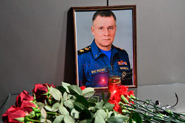 Прощание с главой МЧС Зиничевым пройдет 10 сентября