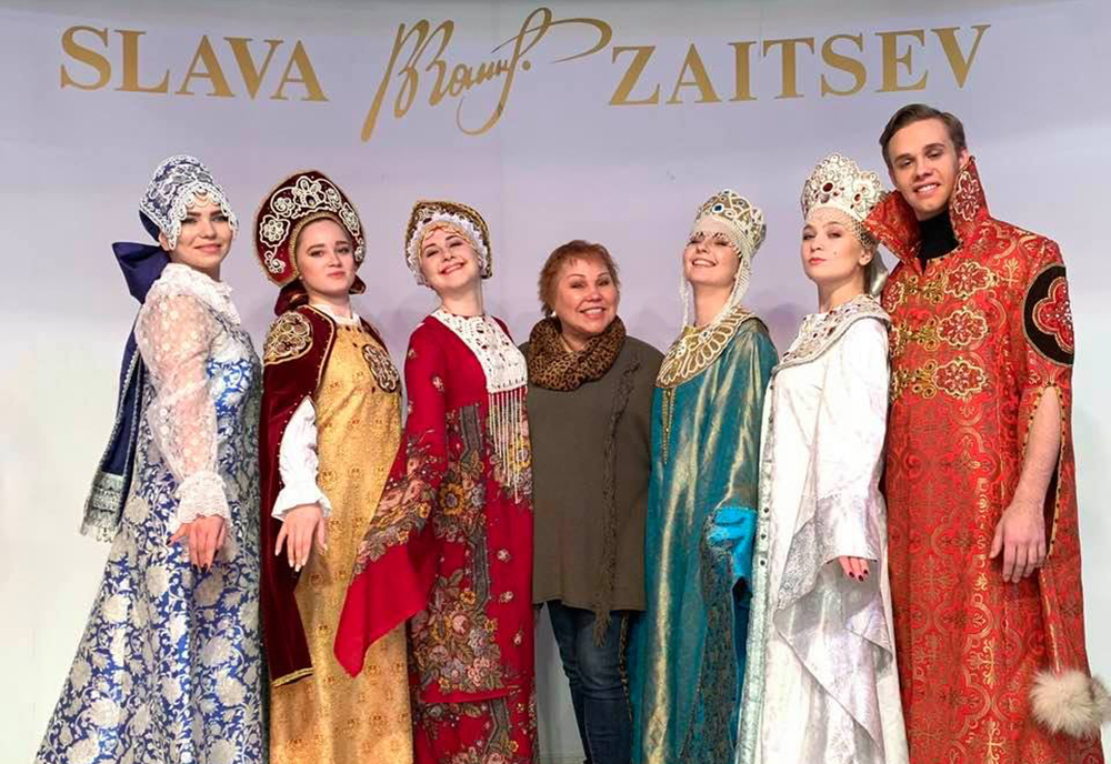 показ