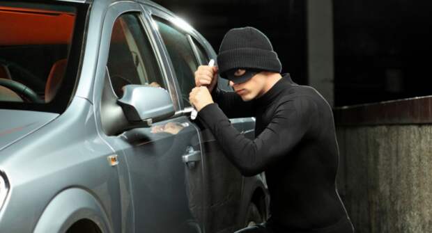 В России выросло число угонов авто и краж запчастей