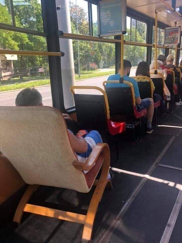 Когда не нравятся кресла в автобусе