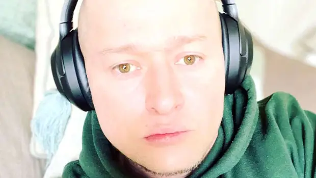 Фронтмен группы "Бумбокс" Хлывнюк получил осколочное ранение