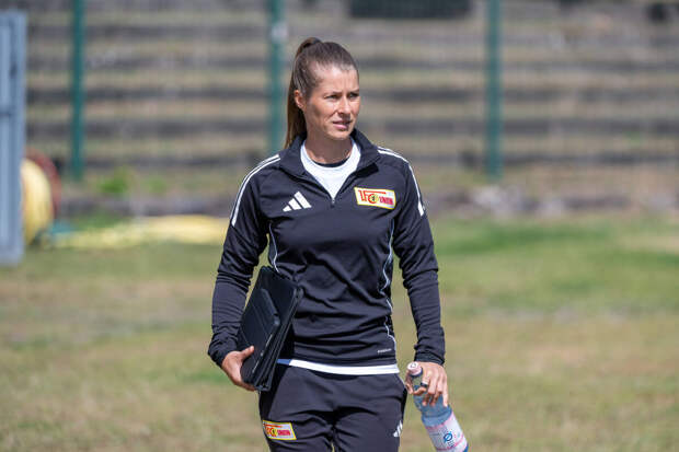 Эта стала исполняющей обязанности главного тренера берлинского "Униона"