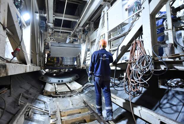 Строители метро в российском городе забастовали из-за невыплат зарплаты