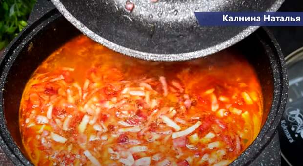 Спасибо соседке за подсказку. Солянка сборная мясная теперь у меня получается еще вкуснее чем я готовила раньше. Делюсь рецептом