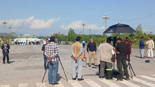 Журналистов в Исламабаде оттеснили на 5 км от места переговоров США и Ирана