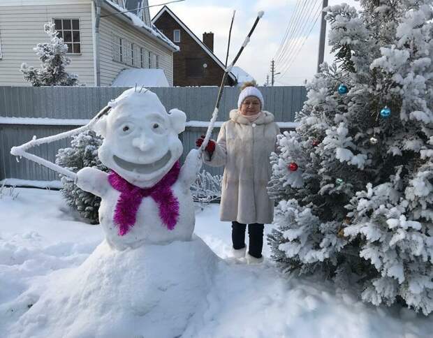 25 снеговиков, которых лепили креативные люди Instagram Photos, facebook, snowman, новый год, смешно, снеговик, юмор