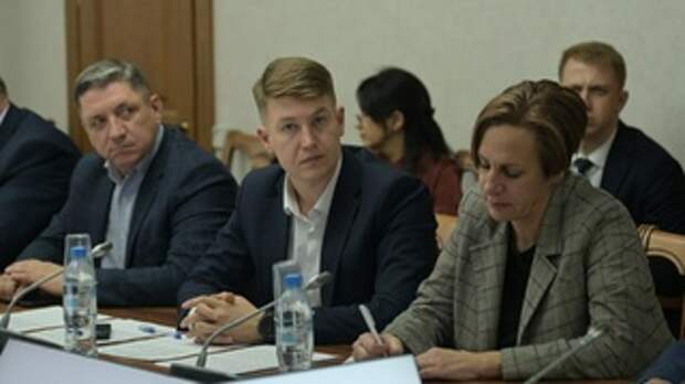 Рассмотрение бюджета в АКЗС / Фото: пресс-служба парламента