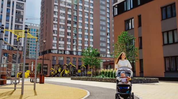 Более двух тысяч малышей родилось в Академическом в 2025 году