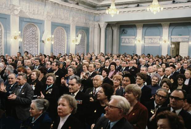 Российский фонд мира (1991–2001): сохранение традиций народной дипломатии в эпоху исторического перелома