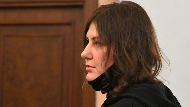 Лурье намерена подать заявление в суд о взыскании судебных расходов с Долиной