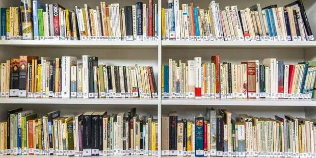 Библиотека на Михалковской примет книги для благотворительного маркета