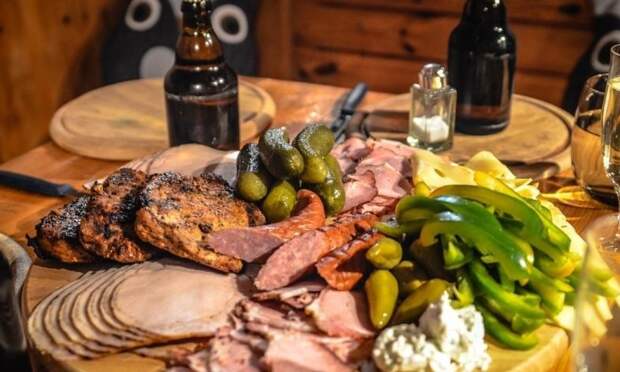 Диетолог Барташевич озвучила главные опасности для организма при употреблении мяса