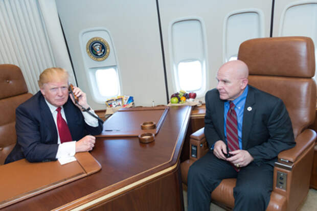 Дональд Трамп, Герберт Макмастер