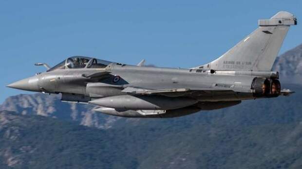 Париж перебросил истребители Rafale на литовскую базу «для защиты» стран НАТО от России