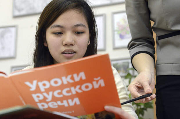 ЛДПР хочет ужесточить правила выдачи сертификатов русского языка для мигрантов