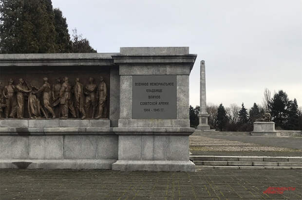 «Иваны»-то лучше нас живут!» Чего бывшие "друзья" не могут простить России?