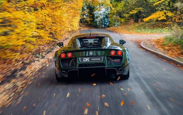 Noble M600 — первобытный суперкар из Великобритании