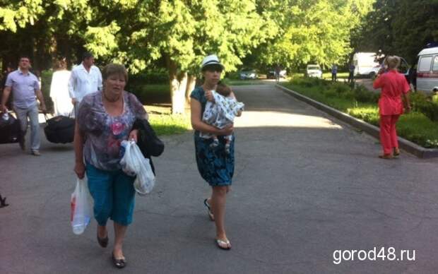 Поток беженцев из Украины в Липецкую область нарастает Поток беженцев из Украины в Липецкую область нарастает