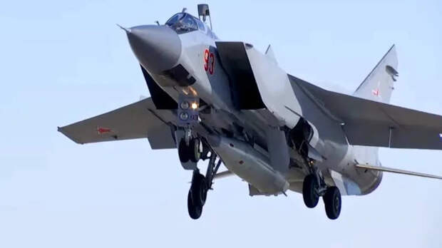 Ракеты и дроны летят на Киев: по Украине наносится удар возмездия