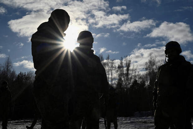 На Украине две женщины отбили мужчину у военкомов