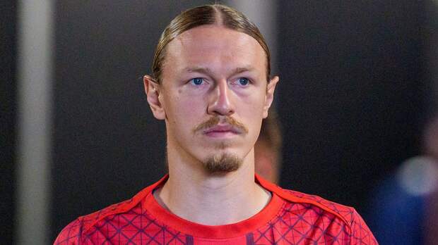 Сафонов выложил пост после поражения от «Ренна»: «Лучшее что можно сделать — не повторять тех же ошибок»